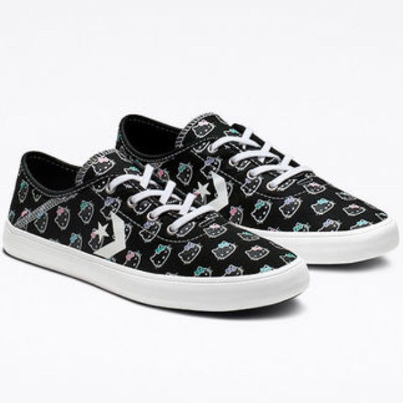 Converse Shoes - NWT Converse Hello Kitty Costa Sneakers